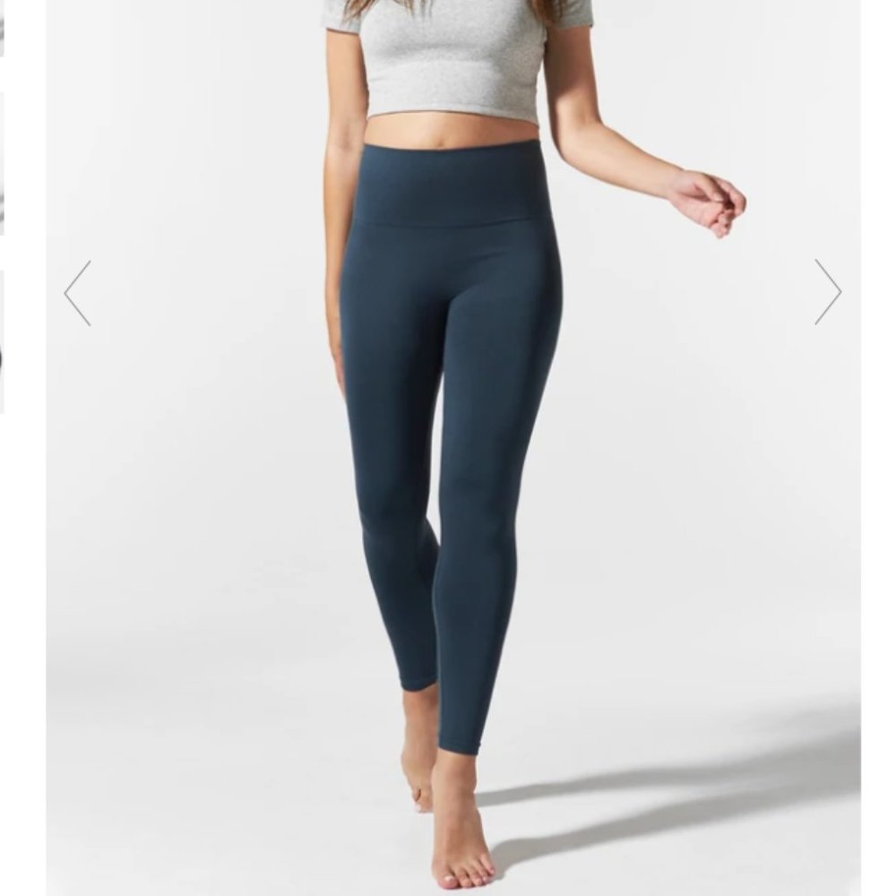 Blanqi Everyday Hipster Support Legging in XL